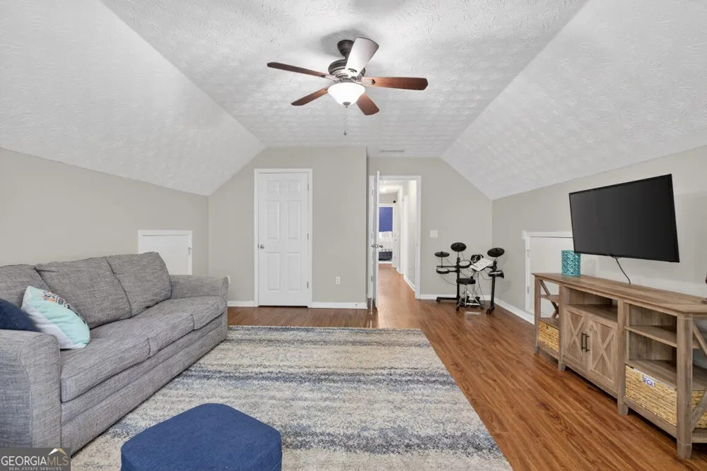 3512 Windy Oaks WAY Loganville, GA 30052