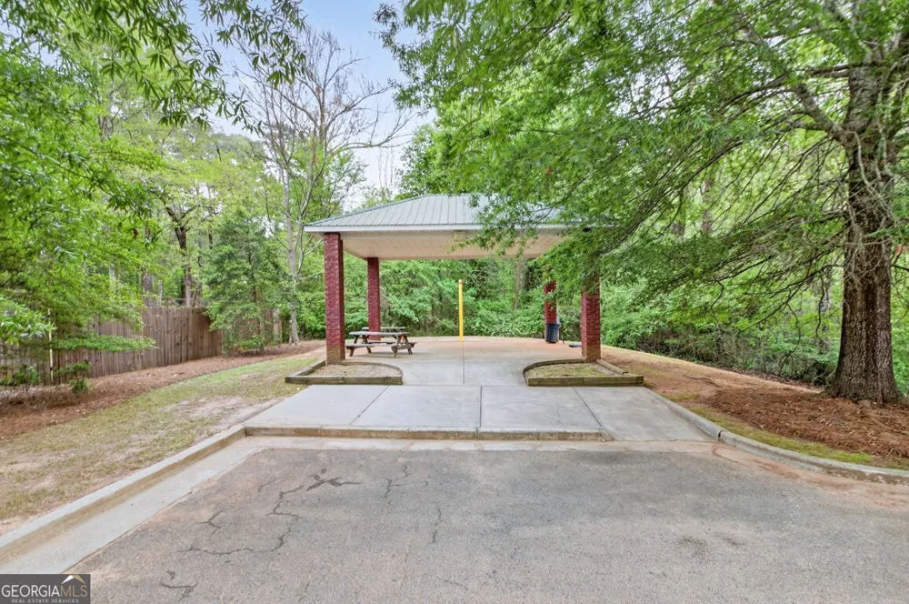 3512 Windy Oaks WAY Loganville, GA 30052