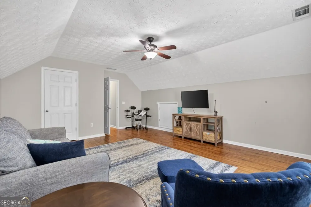 3512 Windy Oaks WAY Loganville, GA 30052