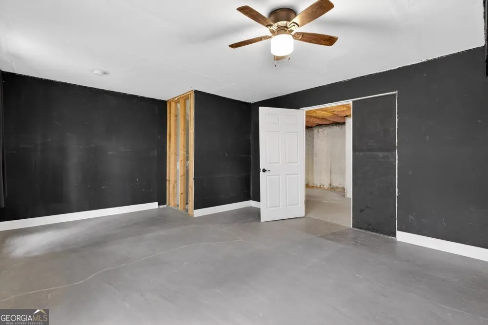 3512 Windy Oaks WAY Loganville, GA 30052