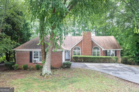 1404 Glenfield DR
