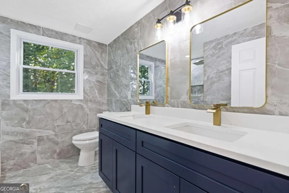5420 Robin Hill CT Norcross, GA 30093