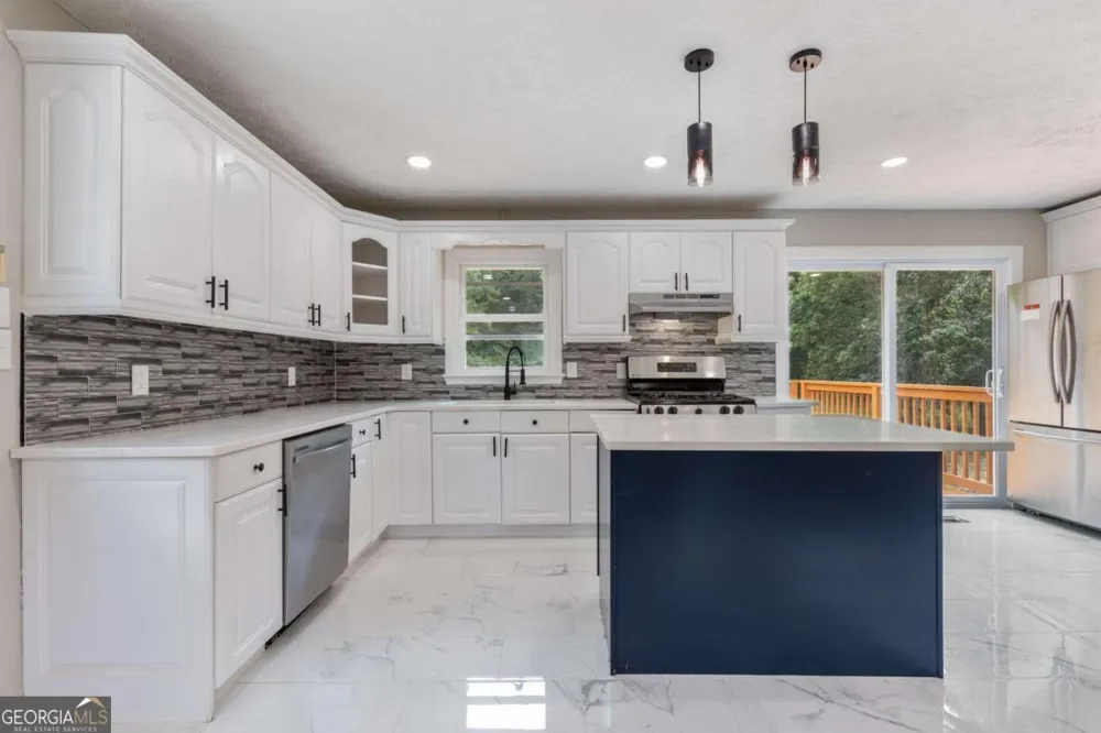 2531 Falcon Ridge DR Grayson, GA 30017