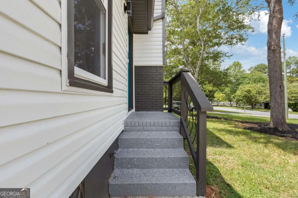 2531 Falcon Ridge DR Grayson, GA 30017