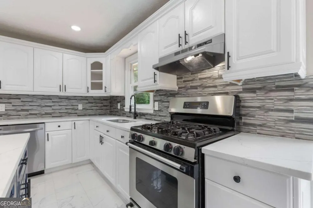 2531 Falcon Ridge DR Grayson, GA 30017
