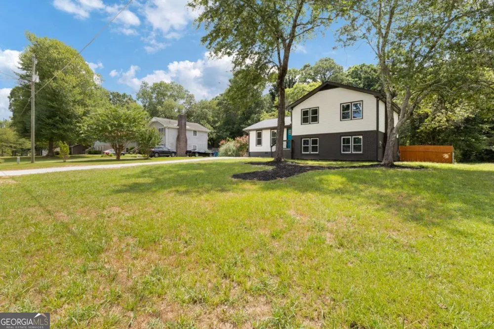 2531 Falcon Ridge DR Grayson, GA 30017