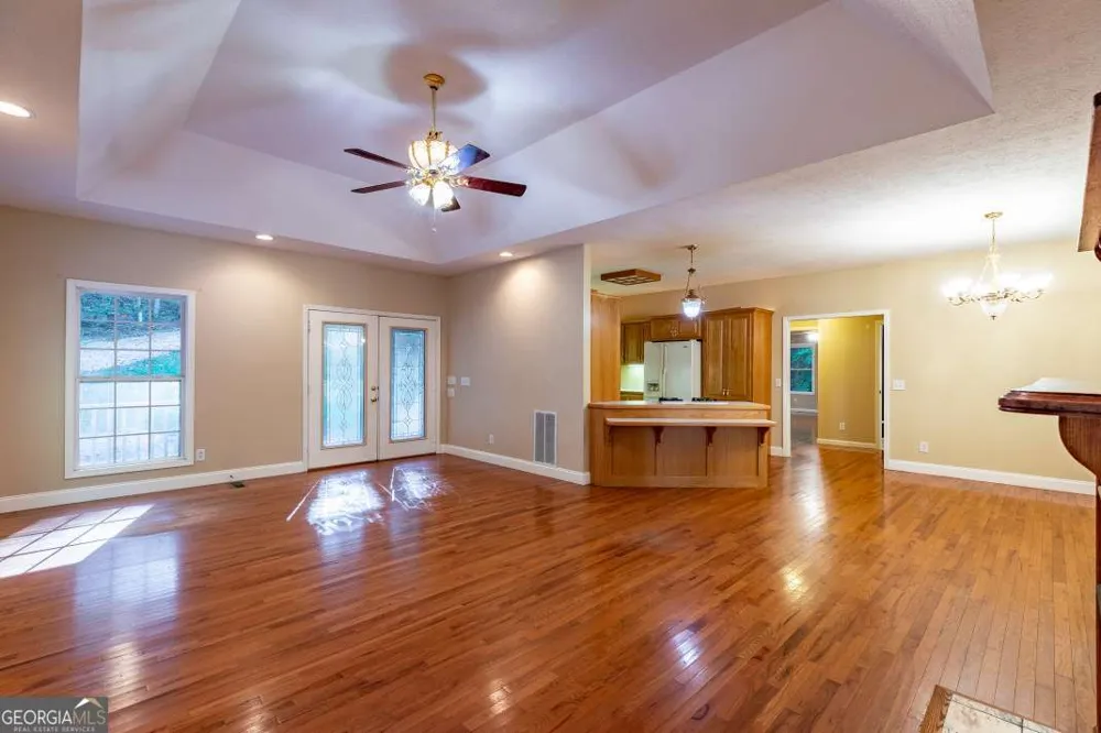 7 Spring RD Blairsville, GA 30512