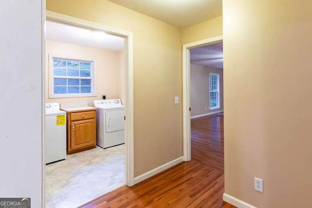 7 Spring RD Blairsville, GA 30512