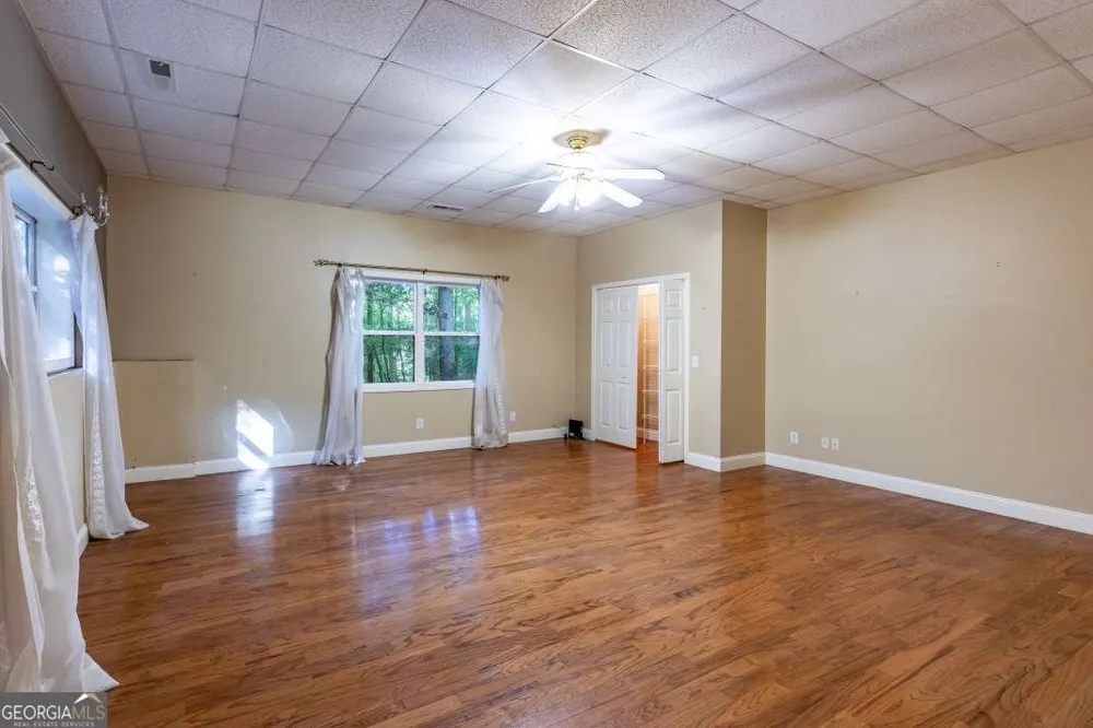 7 Spring RD Blairsville, GA 30512