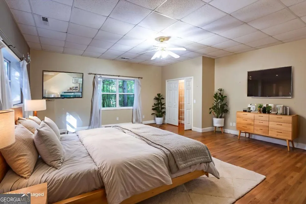 7 Spring RD Blairsville, GA 30512