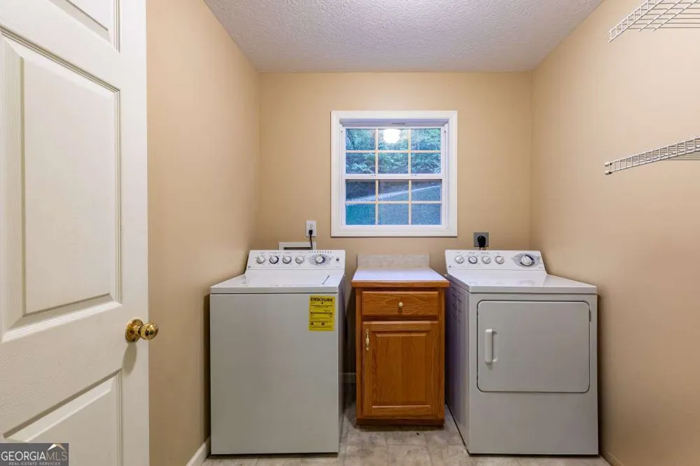 7 Spring RD Blairsville, GA 30512