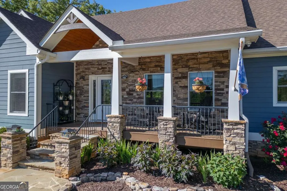 128 Gray Eagle LN Blairsville, GA 30512