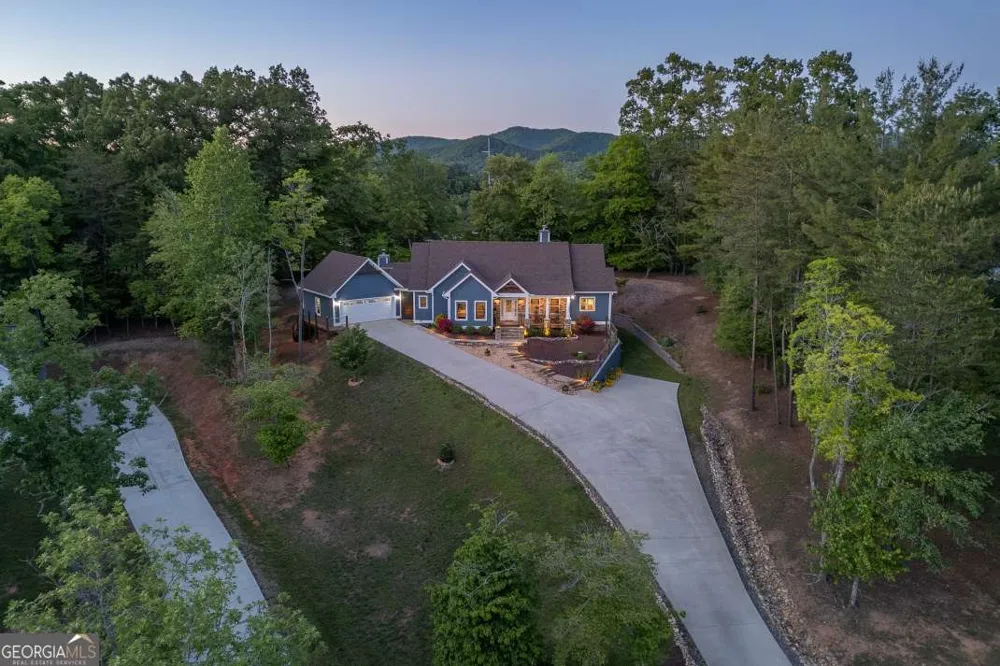 128 Gray Eagle LN Blairsville, GA 30512