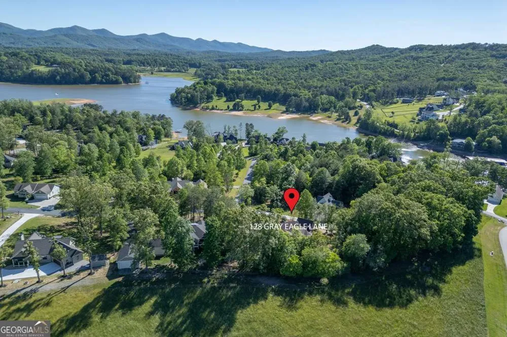 128 Gray Eagle LN Blairsville, GA 30512
