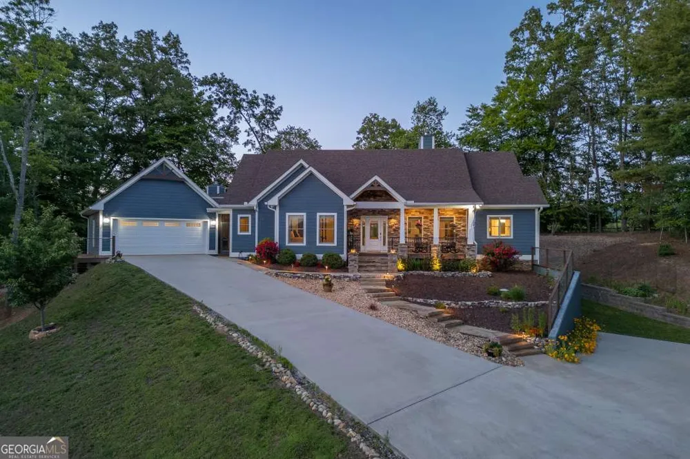 128 Gray Eagle LN Blairsville, GA 30512