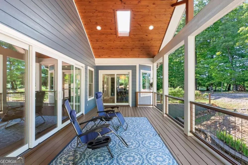128 Gray Eagle LN Blairsville, GA 30512