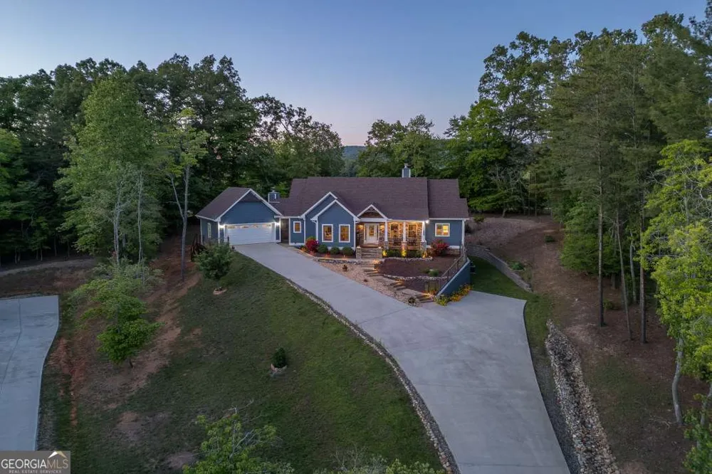 128 Gray Eagle LN Blairsville, GA 30512