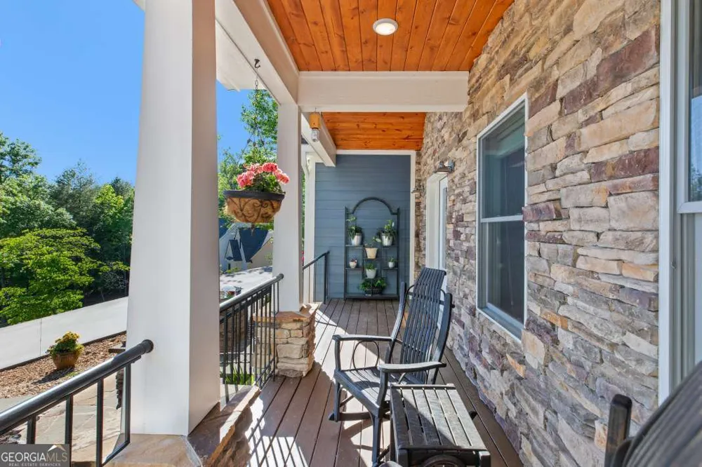 128 Gray Eagle LN Blairsville, GA 30512