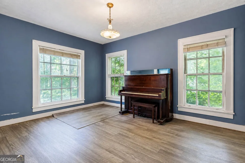 315 Woodland AVE Roanoke, AL 36274