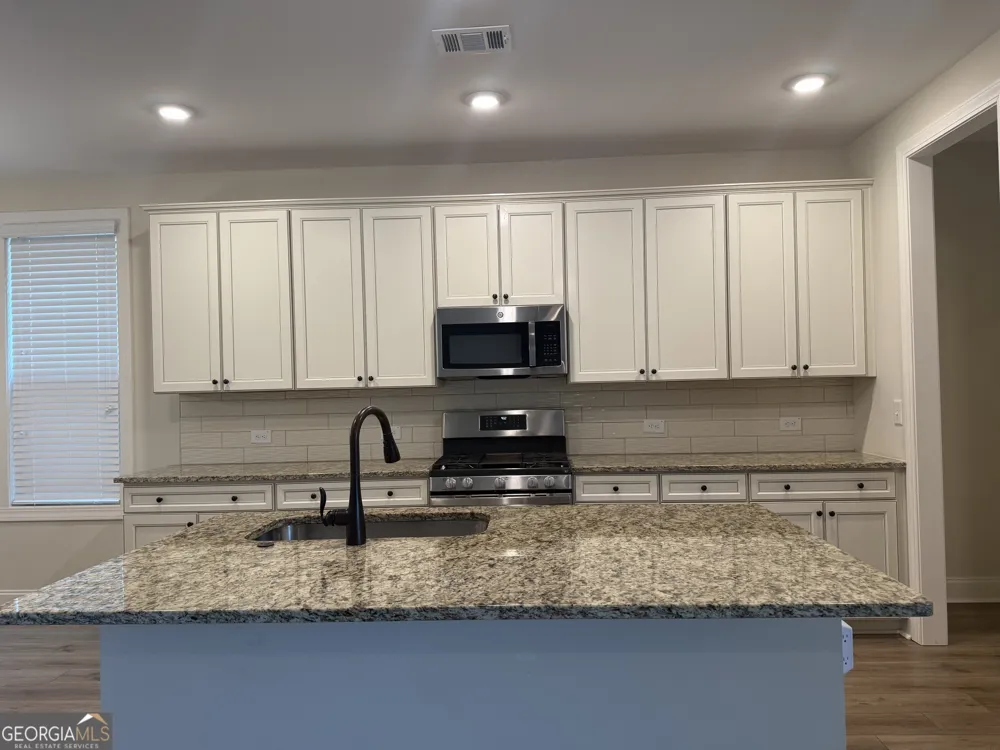 469 Silverbell CT Peachtree City, GA 30269