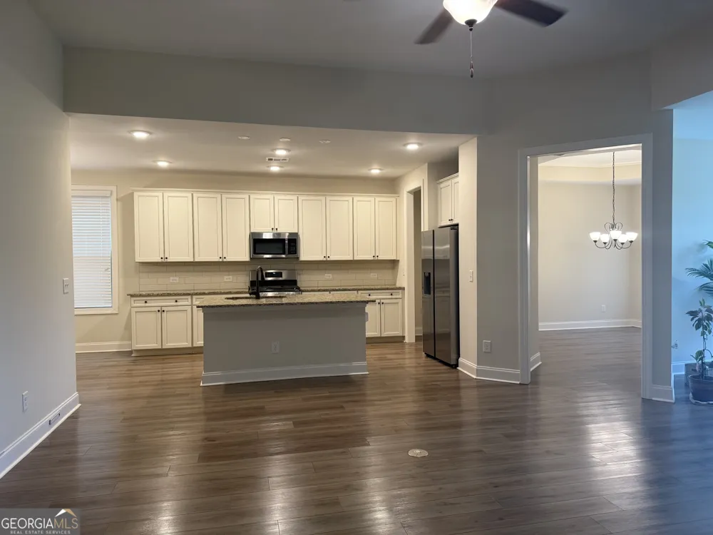 469 Silverbell CT Peachtree City, GA 30269