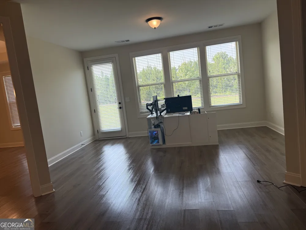 469 Silverbell CT Peachtree City, GA 30269