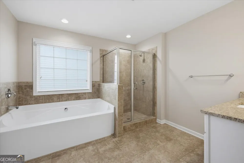 15 Hughston WALK Newnan, GA 30263