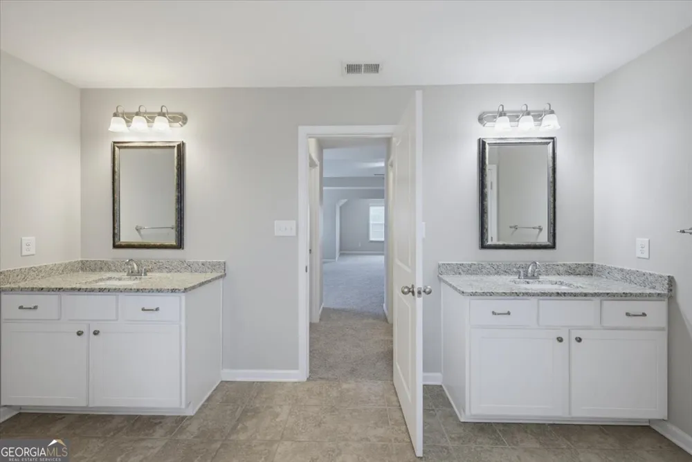 15 Hughston WALK Newnan, GA 30263