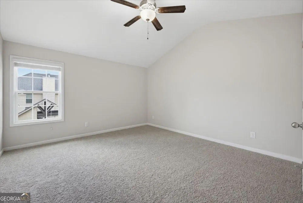 15 Hughston WALK Newnan, GA 30263