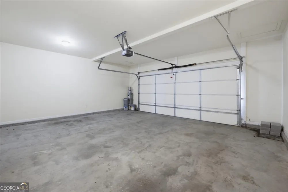 15 Hughston WALK Newnan, GA 30263