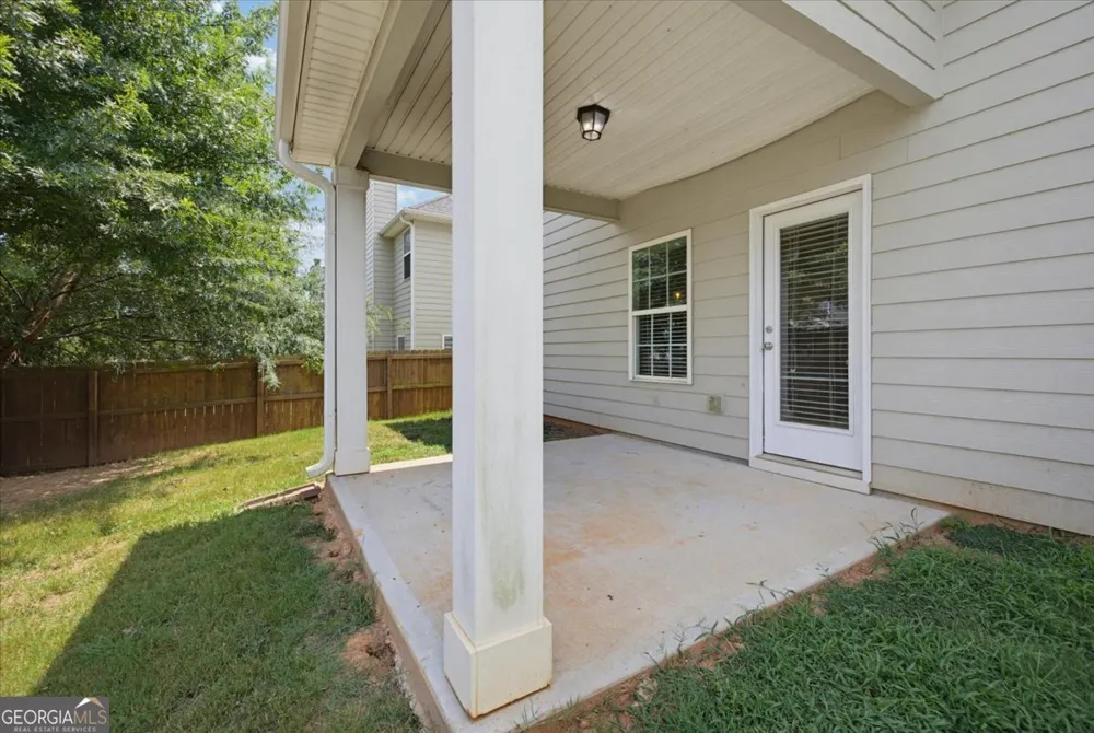 15 Hughston WALK Newnan, GA 30263