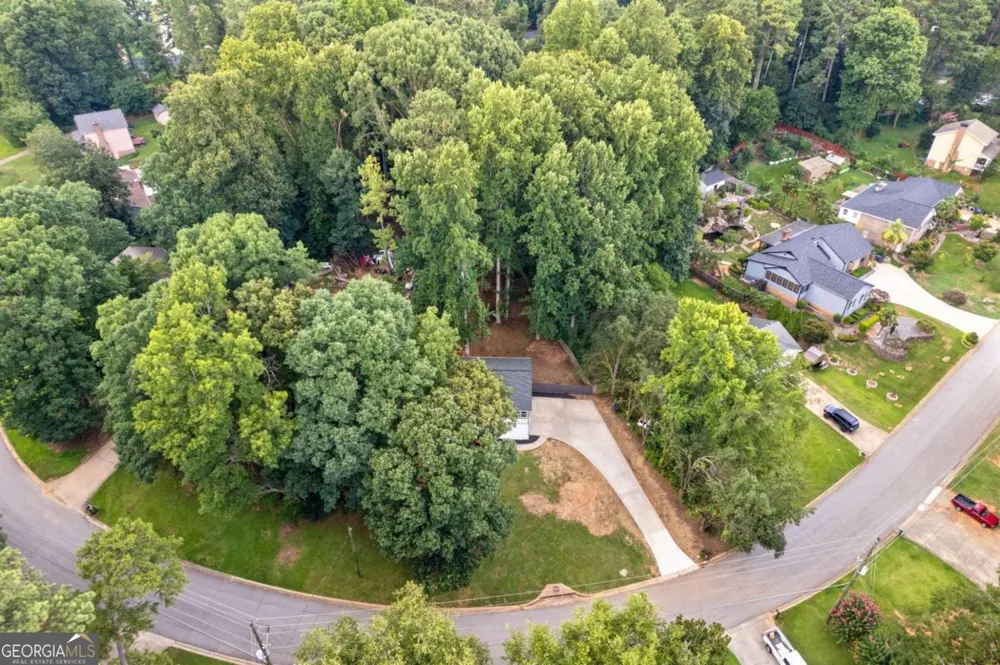 1521 Sundale DR Lawrenceville, GA 30046