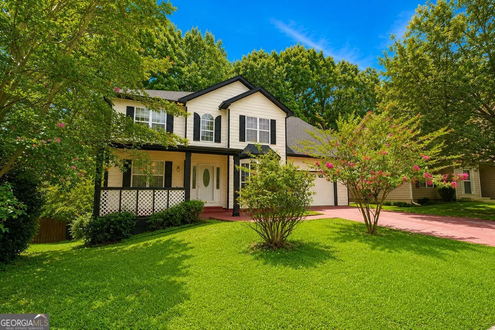 775 Stonemill MNR Lithonia, GA 30058