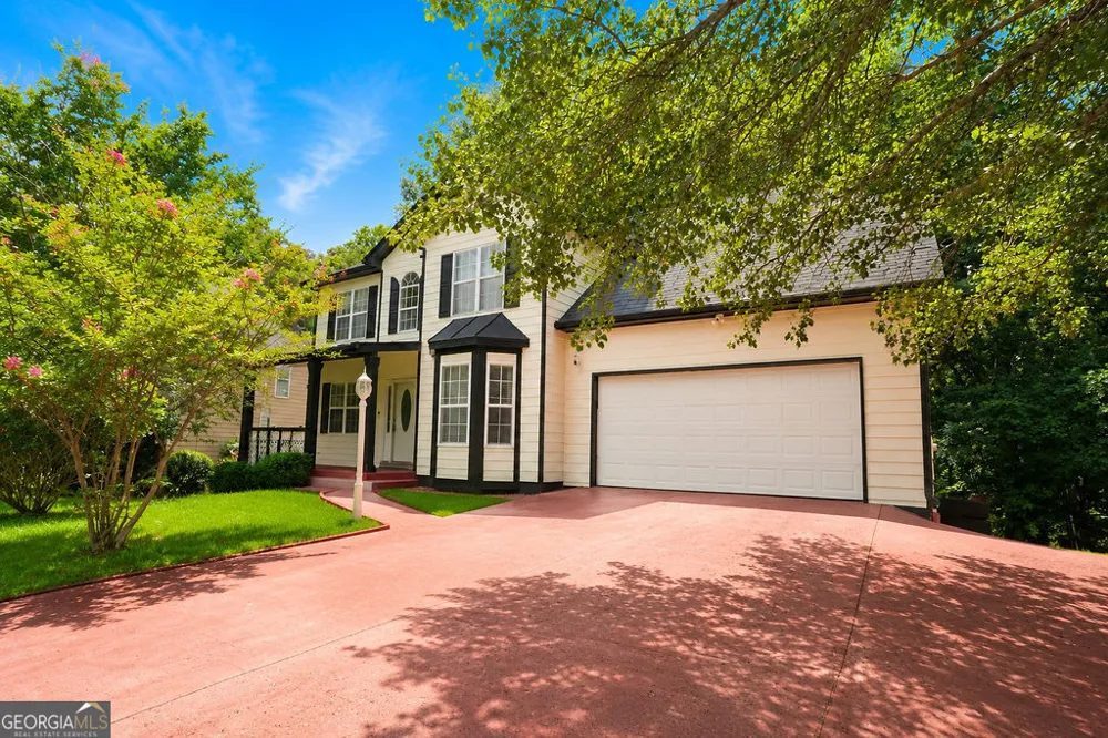 775 Stonemill MNR Lithonia, GA 30058