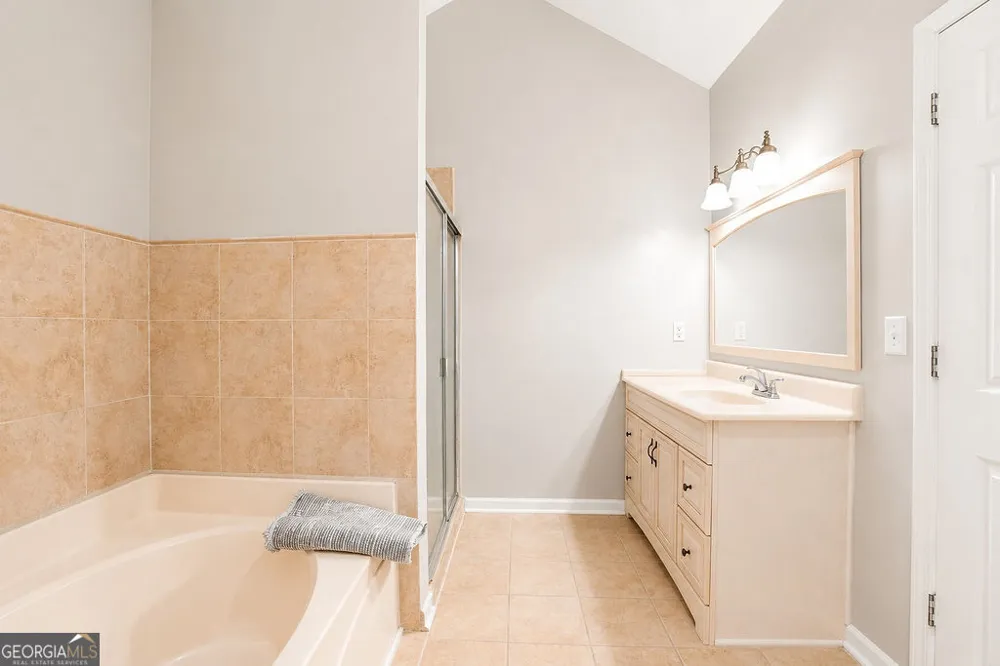 775 Stonemill MNR Lithonia, GA 30058