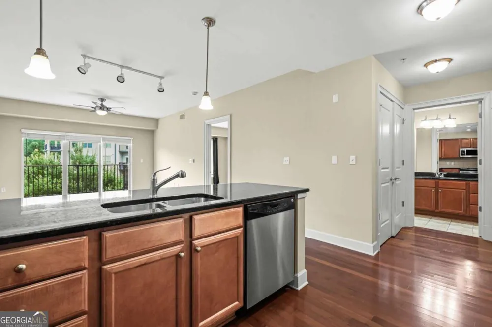 200 River Vista DR Sandy Springs, GA 30339