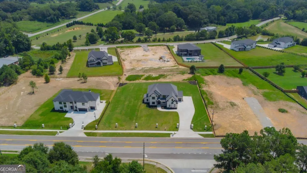3575 New Hope RD Dacula, GA 30019