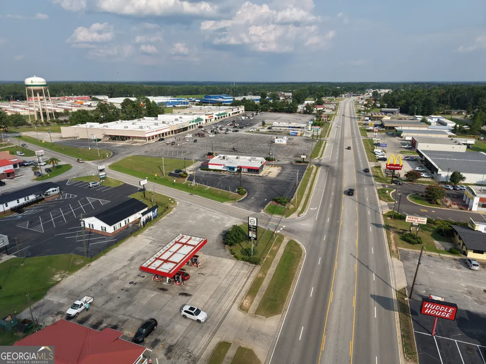 435 S Main ST Swainsboro, GA 30401
