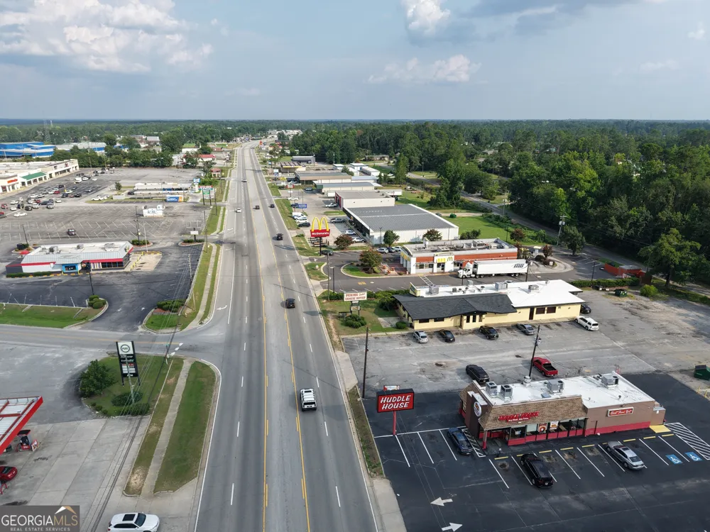 435 S Main ST Swainsboro, GA 30401