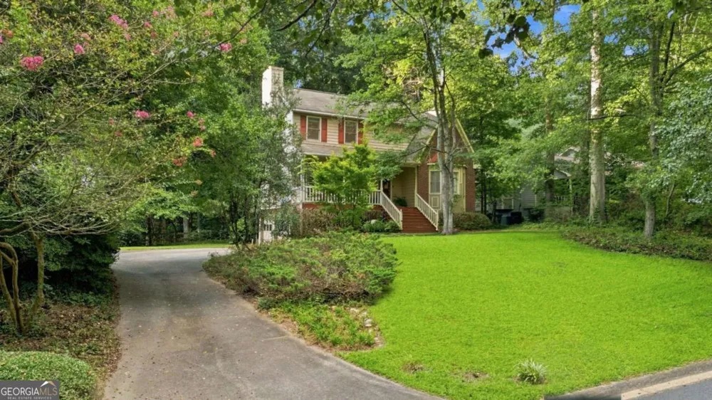 302 Crabapple CT Powder Springs, GA 30127