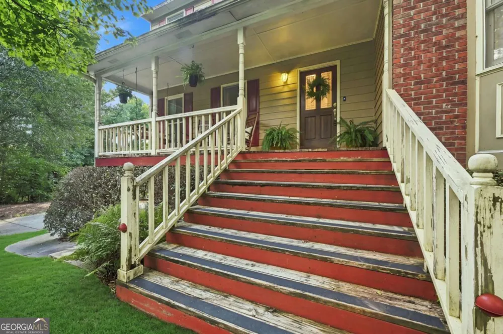 302 Crabapple CT Powder Springs, GA 30127