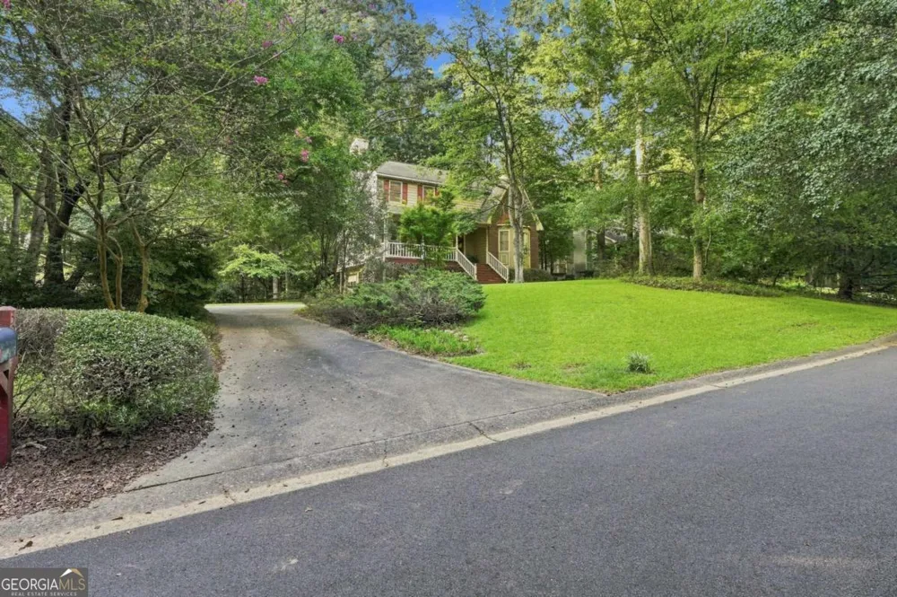 302 Crabapple CT Powder Springs, GA 30127