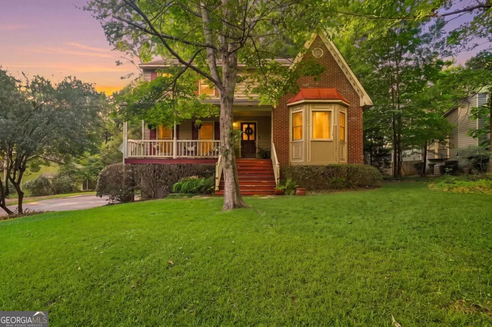 302 Crabapple CT Powder Springs, GA 30127