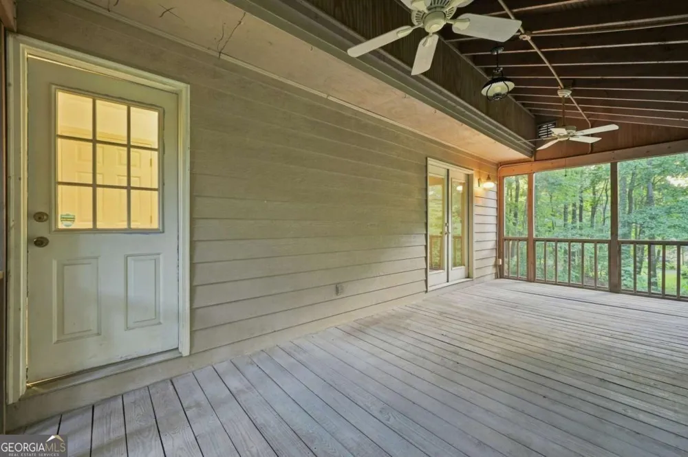 302 Crabapple CT Powder Springs, GA 30127