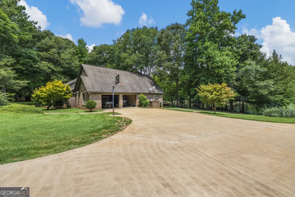 877 Mckee RD Waverly Hall, GA 31831
