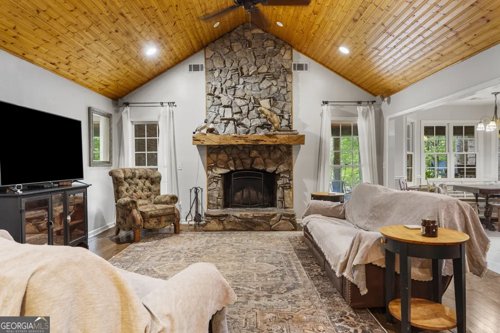 877 Mckee RD Waverly Hall, GA 31831