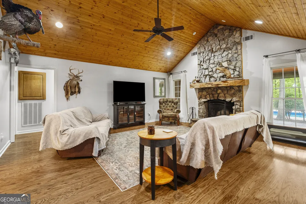 877 Mckee RD Waverly Hall, GA 31831