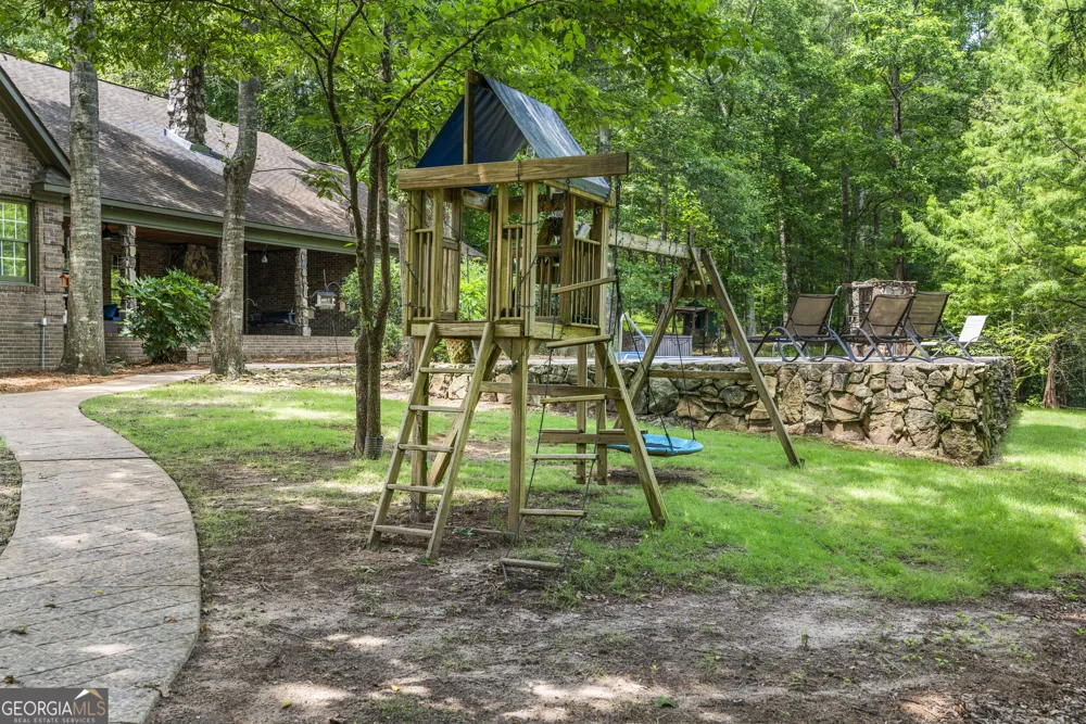 877 Mckee RD Waverly Hall, GA 31831