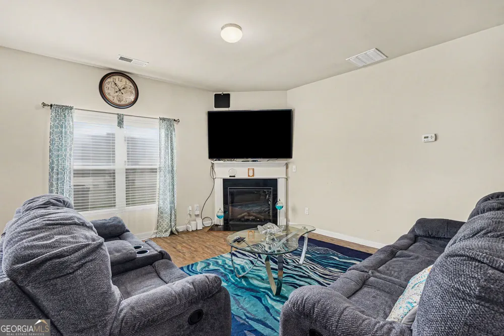 325 Horizon Trace Loganville, GA 30052