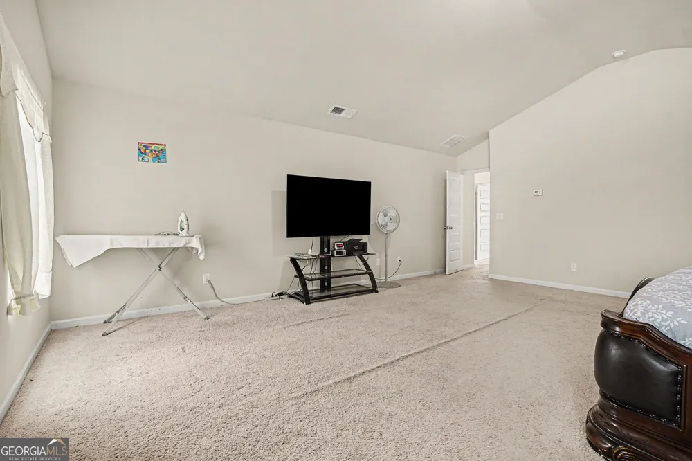 325 Horizon Trace Loganville, GA 30052